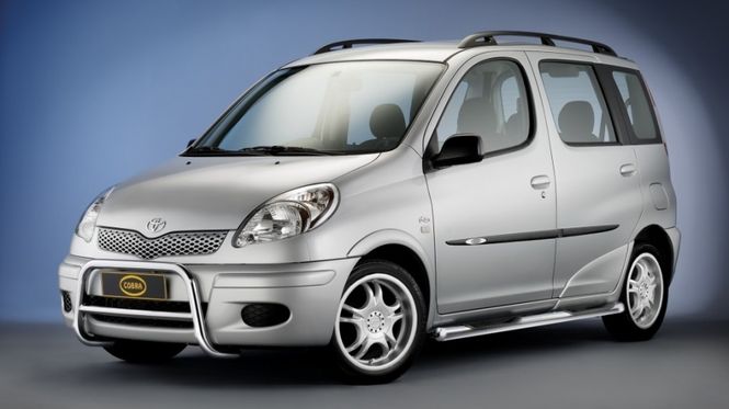 Hovedbilde Toyota Yaris Verso 2003-